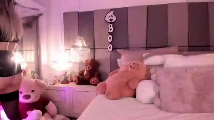 2025/10/26/flirt4free-mia-klein-23-48-57