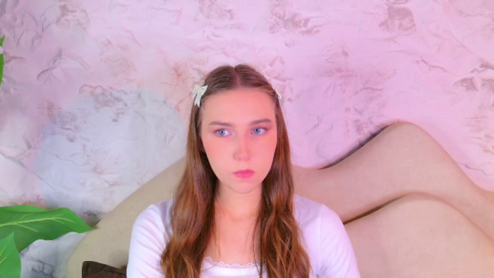 olivia-lay