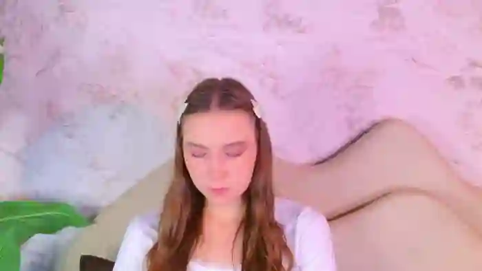 2025/10/26/flirt4free-olivia-lay-06-44-49