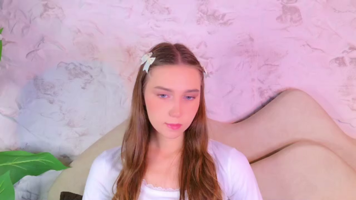 olivia-lay