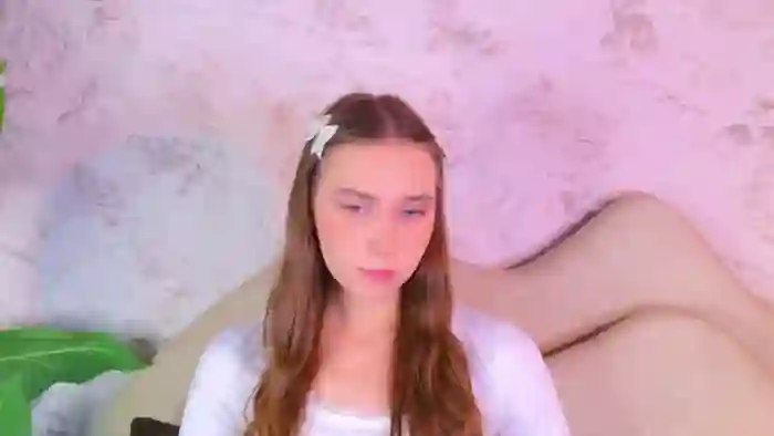 2025/10/26/flirt4free-olivia-lay-06-54-07