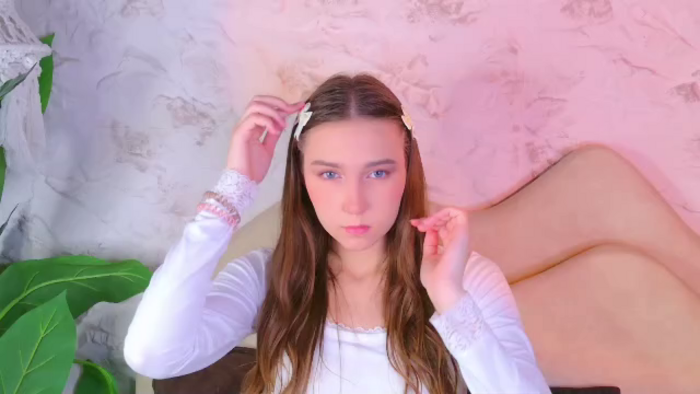 olivia-lay
