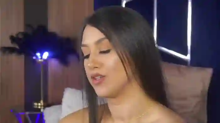 2025/10/26/flirt4free-talia-lure-13-09-43