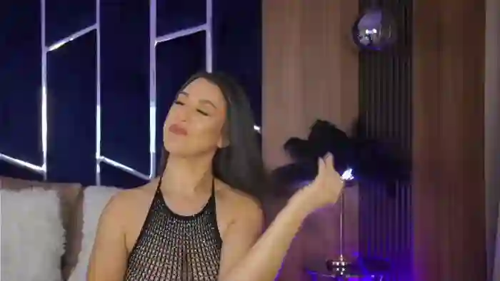 2025/10/26/flirt4free-talia-lure-15-12-00