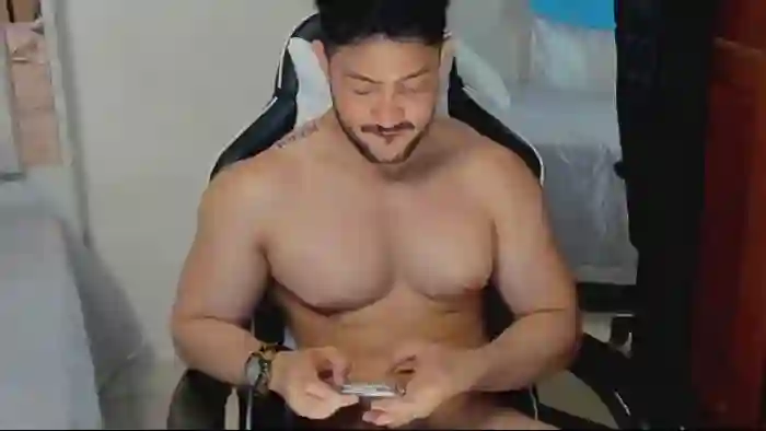 2025/10/26/flirt4free-luis-baptista-05-44-24