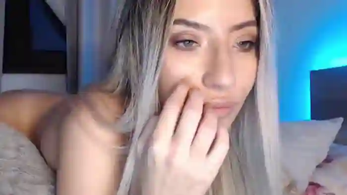 2025/10/27/flirt4free-megan-blaze-00-38-00
