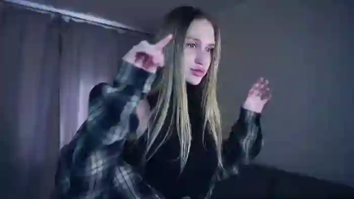 2025/10/27/flirt4free-valarie-mcginister-09-41-06