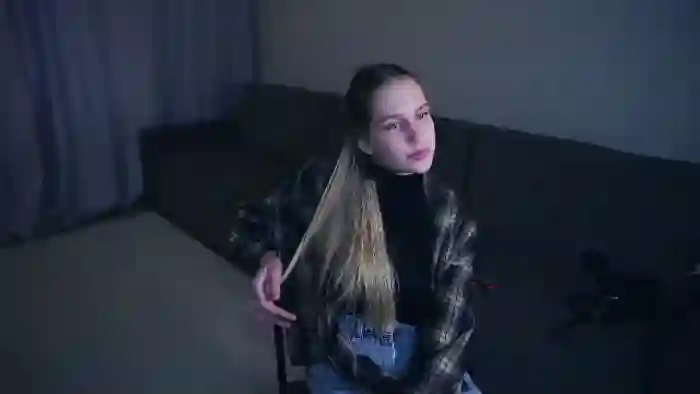 2025/10/27/flirt4free-valarie-mcginister-11-43-11