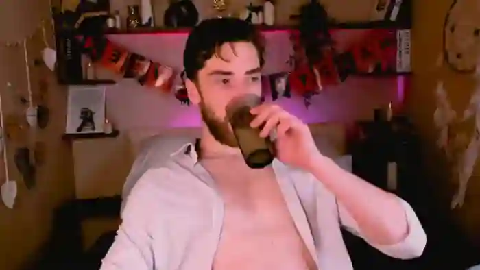 2025/10/27/flirt4free-dexter-miller-01-40-20