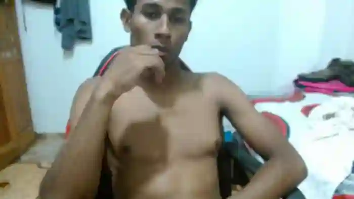 2025/10/27/flirt4free-jon-unai-06-15-34
