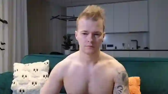 2025/10/27/flirt4free-pashka-x-05-08-35