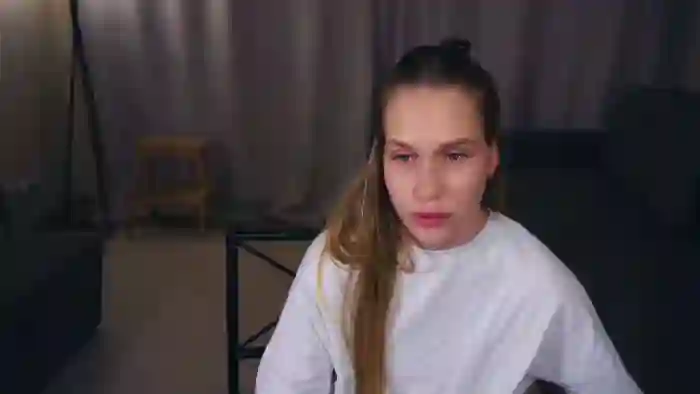 2025/10/28/flirt4free-valarie-mcginister-13-36-06