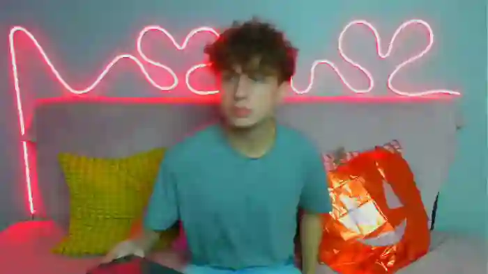 2025/10/28/flirt4free-valentin-martel-13-58-26