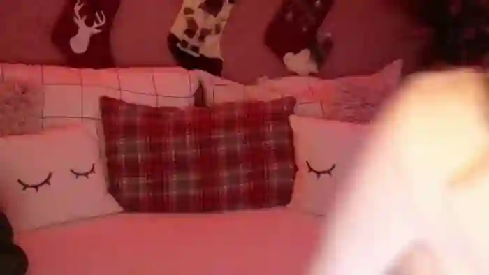 2025/12/12/flirt4free-luci-lillo-21-41-18