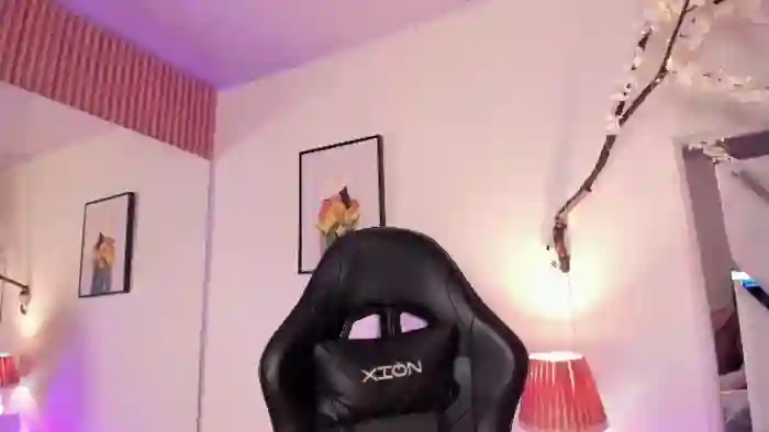 2025/12/12/flirt4free-madisson-ferreira-23-30-23