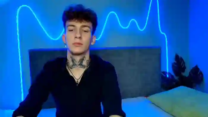 2025/12/12/flirt4free-mark-gean-22-02-36