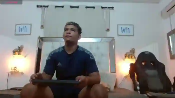 2025/12/12/flirt4free-mathews-rouss-03-48-43