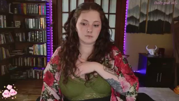 AlyLee_