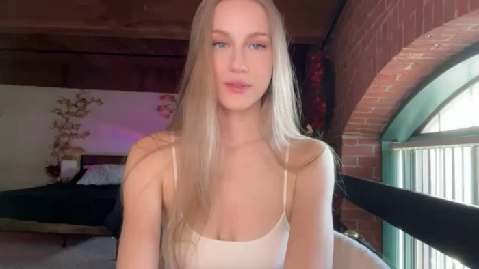 Luna_Moore1