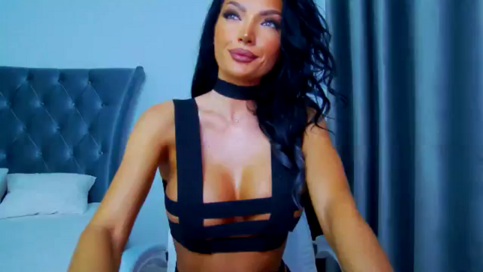 Karina_Smith