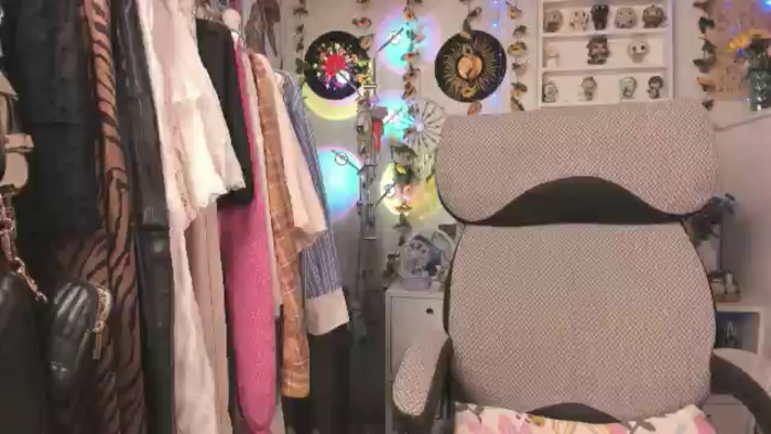 KellyAsian
