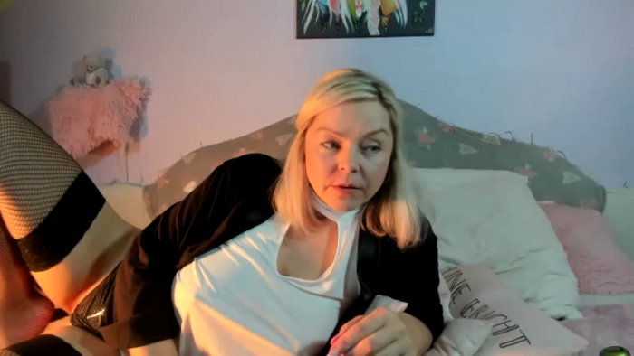 BlondeKylie