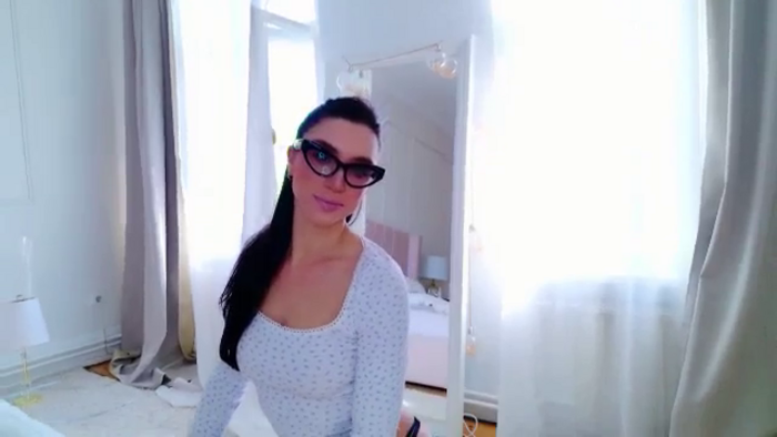 LolaNiceAss1