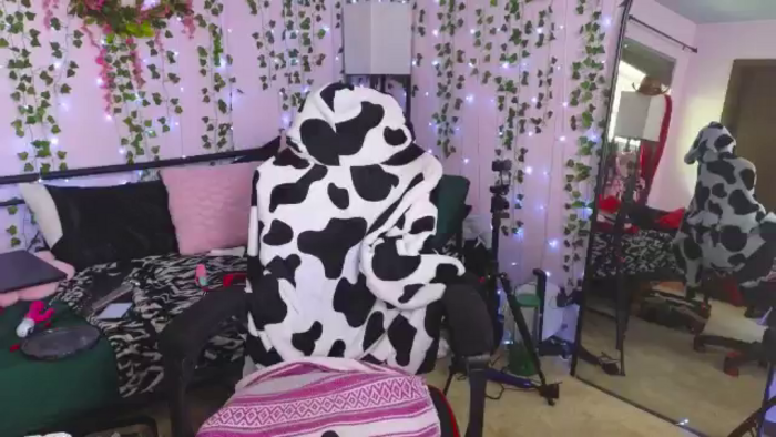 naughtybella_