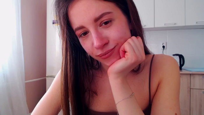 Ari_Honey