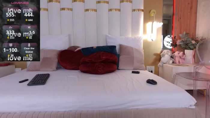 Lexy_Angell