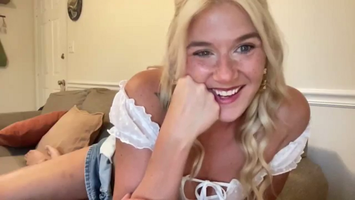 Lily_Kell