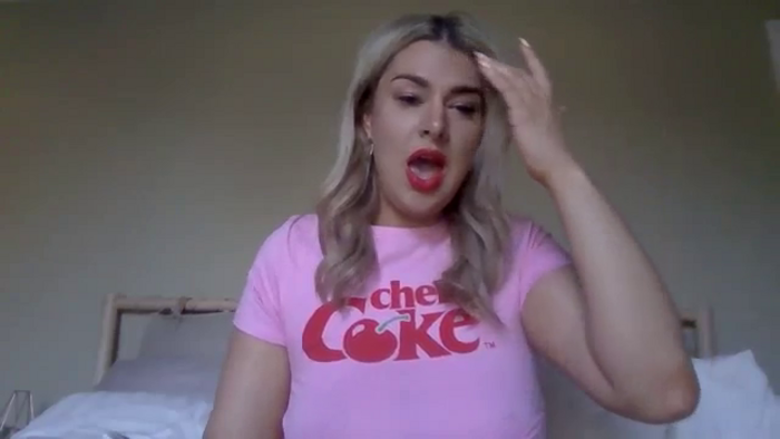Roxy_Reveals