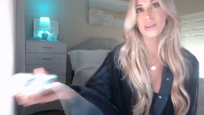 Queen_bambii
