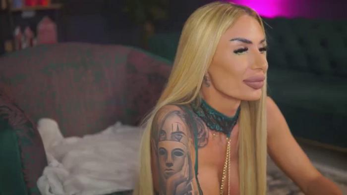 RaquelleVon