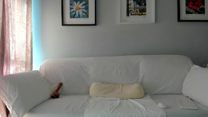 Bellahot77