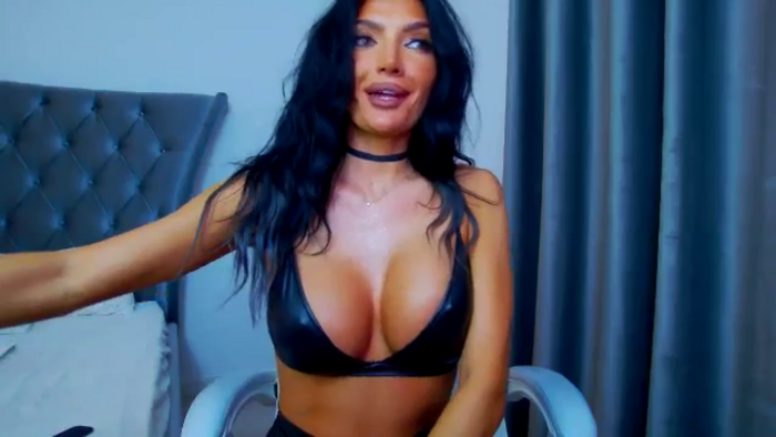 Karina_Smith