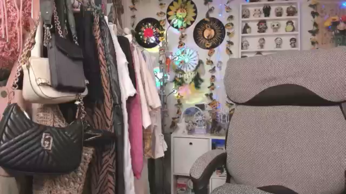KellyAsian