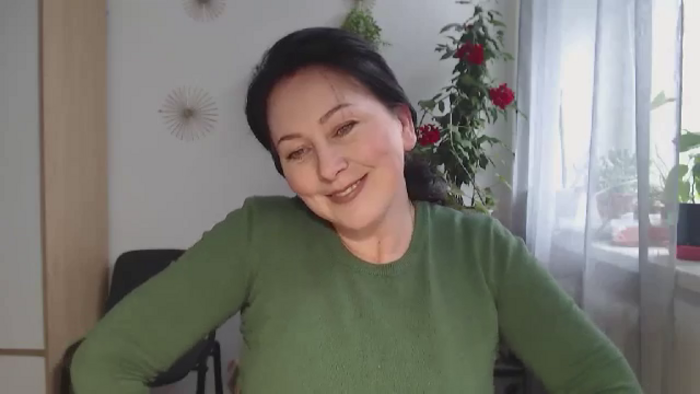 Lovely_Woman_