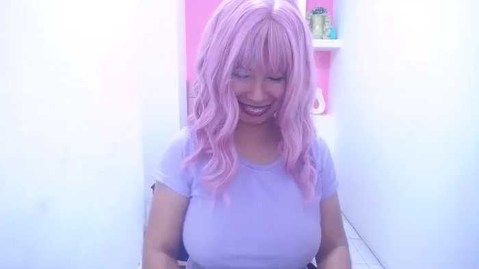 Nicolle26