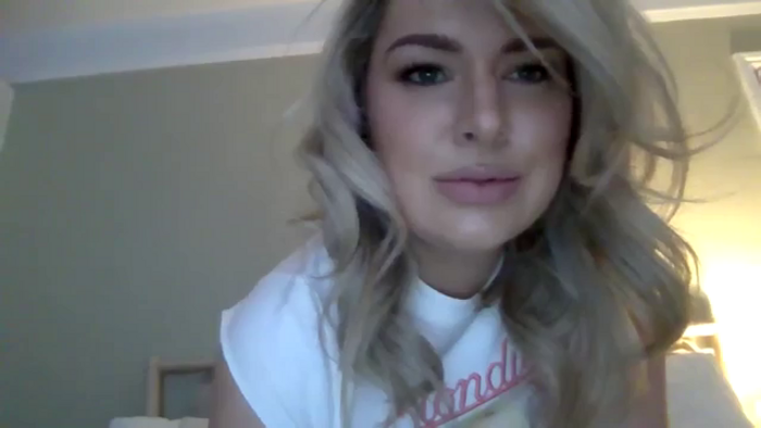 Roxy_Reveals