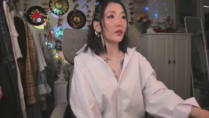 KellyAsian