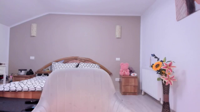 kissytease8