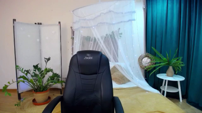 AdmireMyEyes