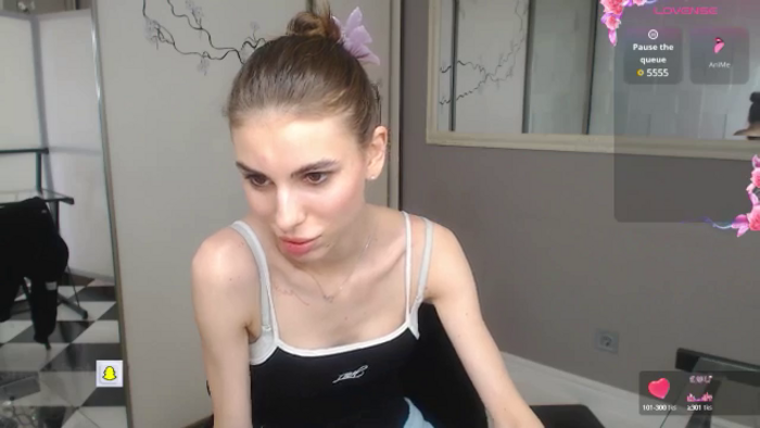 Graceful_Doll