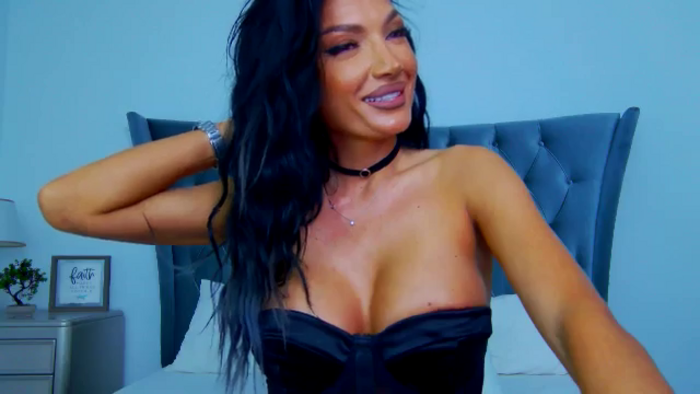 Karina_Smith