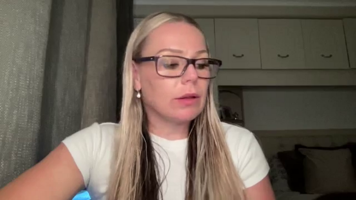 LarasDen