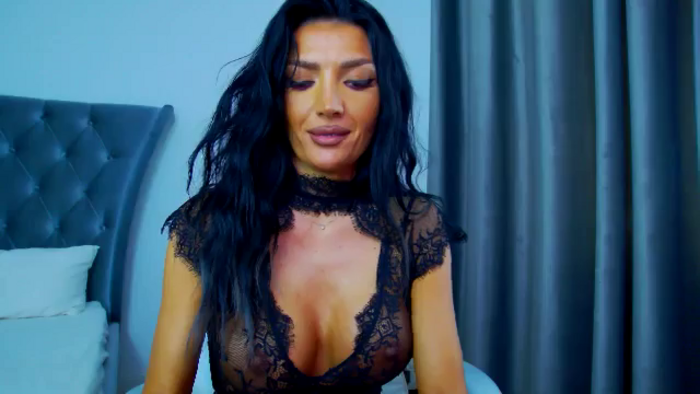 Karina_Smith
