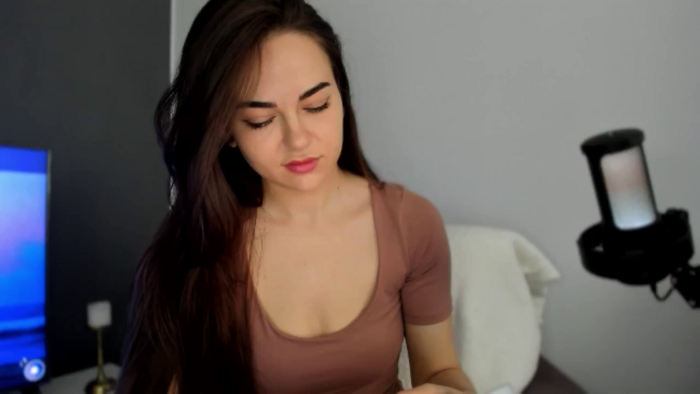 BeeTheQueen