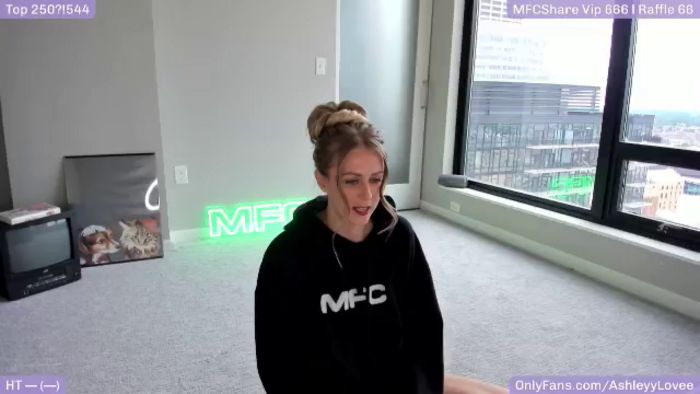 Ashleyylovee