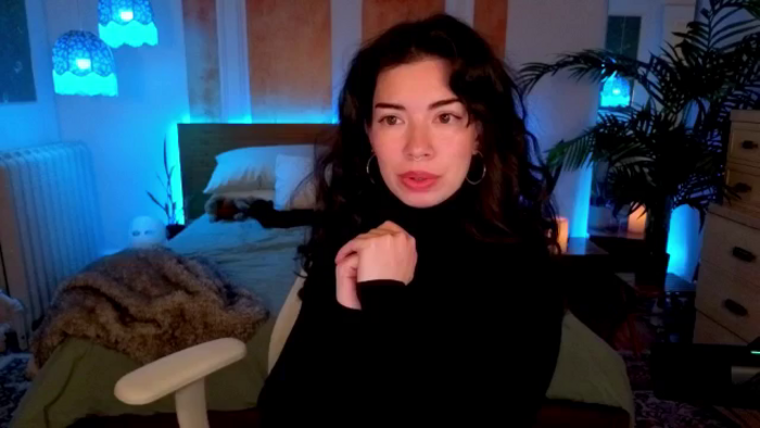 MiaHathaway